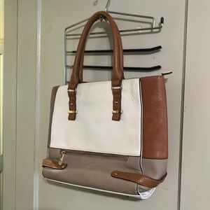 💡3/$15 💡 C-Cream and brown purse